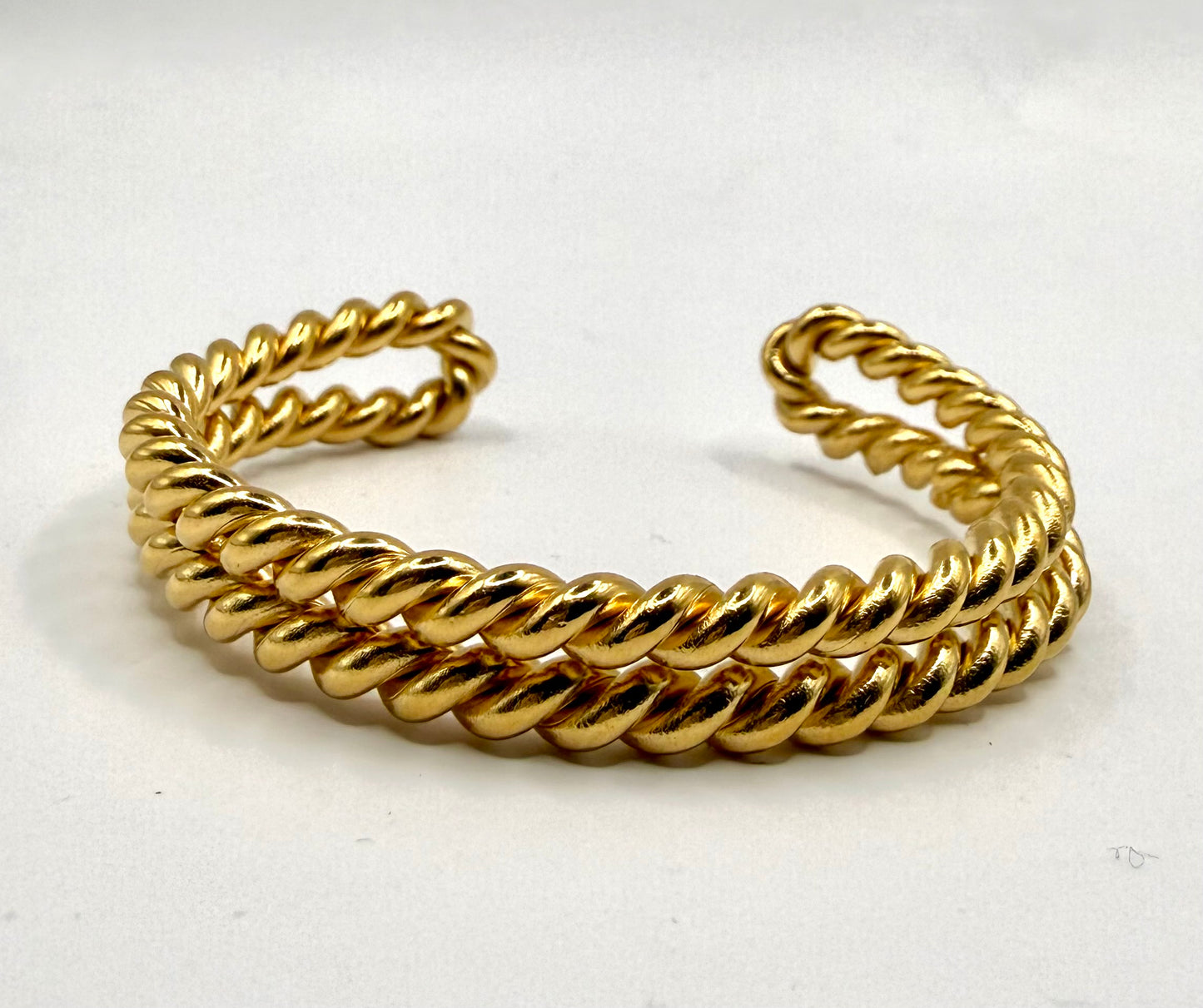 Tensor Armreif double offen gedreht