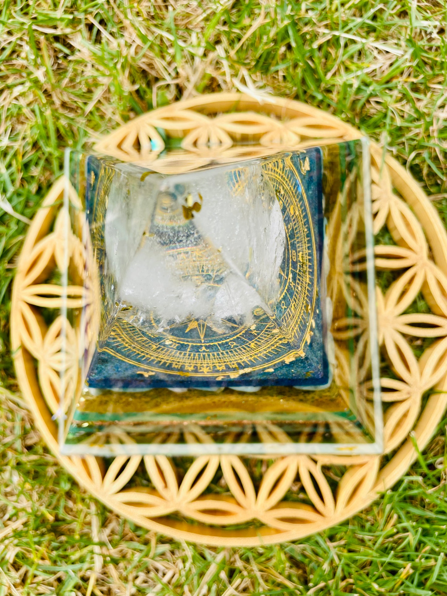 Orgonit Pyramide „Matcha“