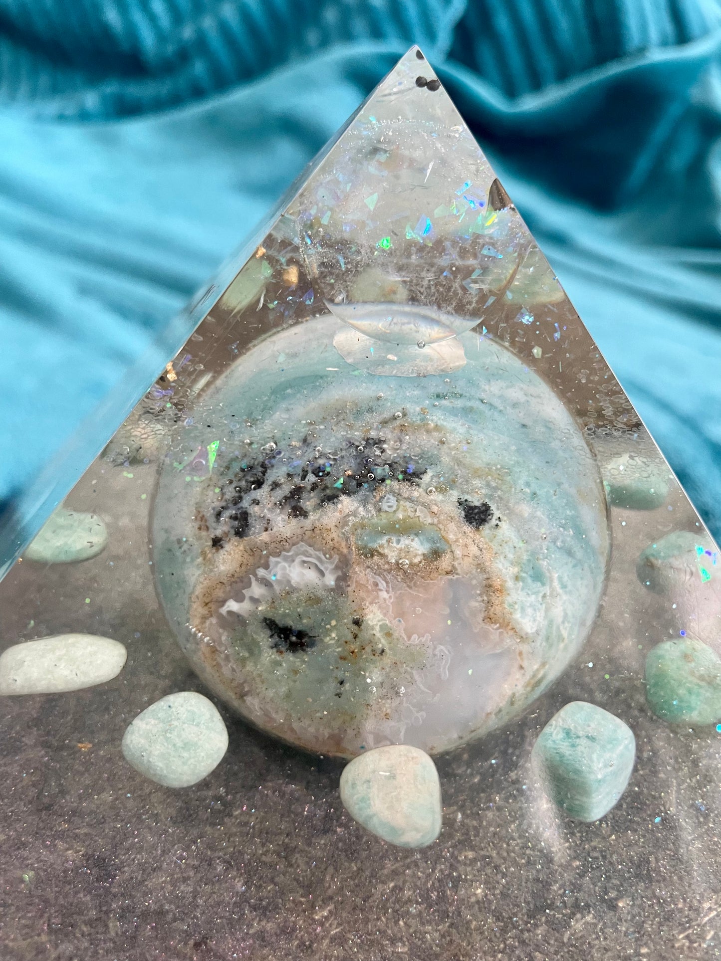 Orgonit Gyza Pyramide „Universum“ - Gaia-healing.de