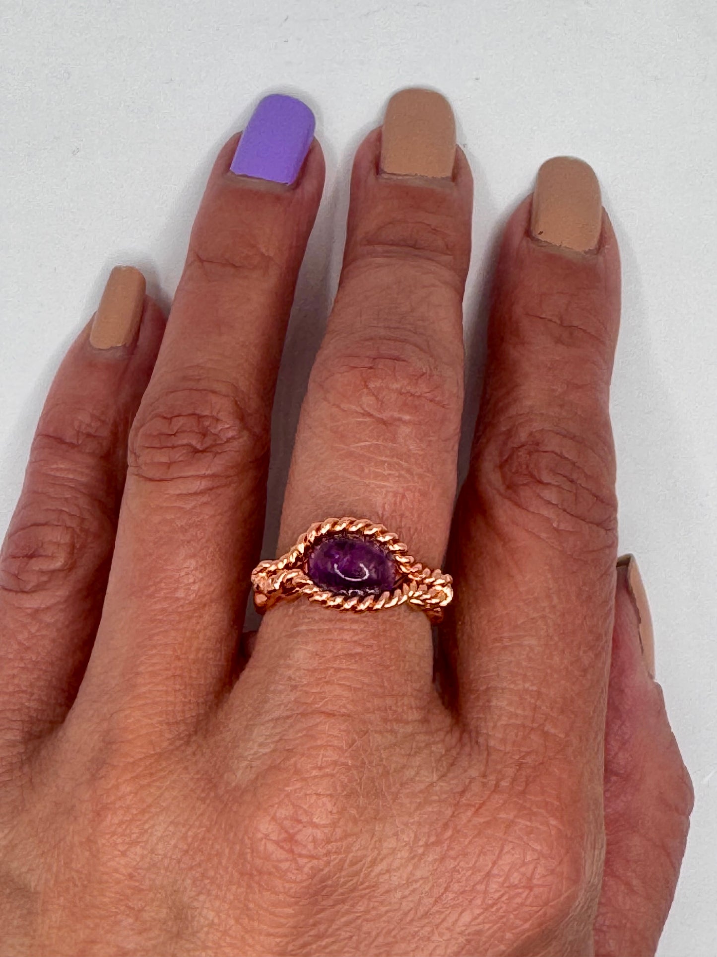 Tensor Fingerring mit Stein