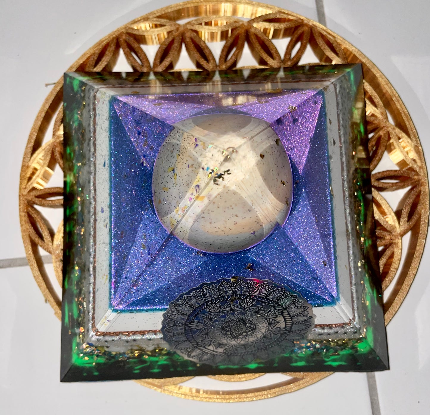 Orgonit Gyza Pyramide „Magical Glitter & Holo“