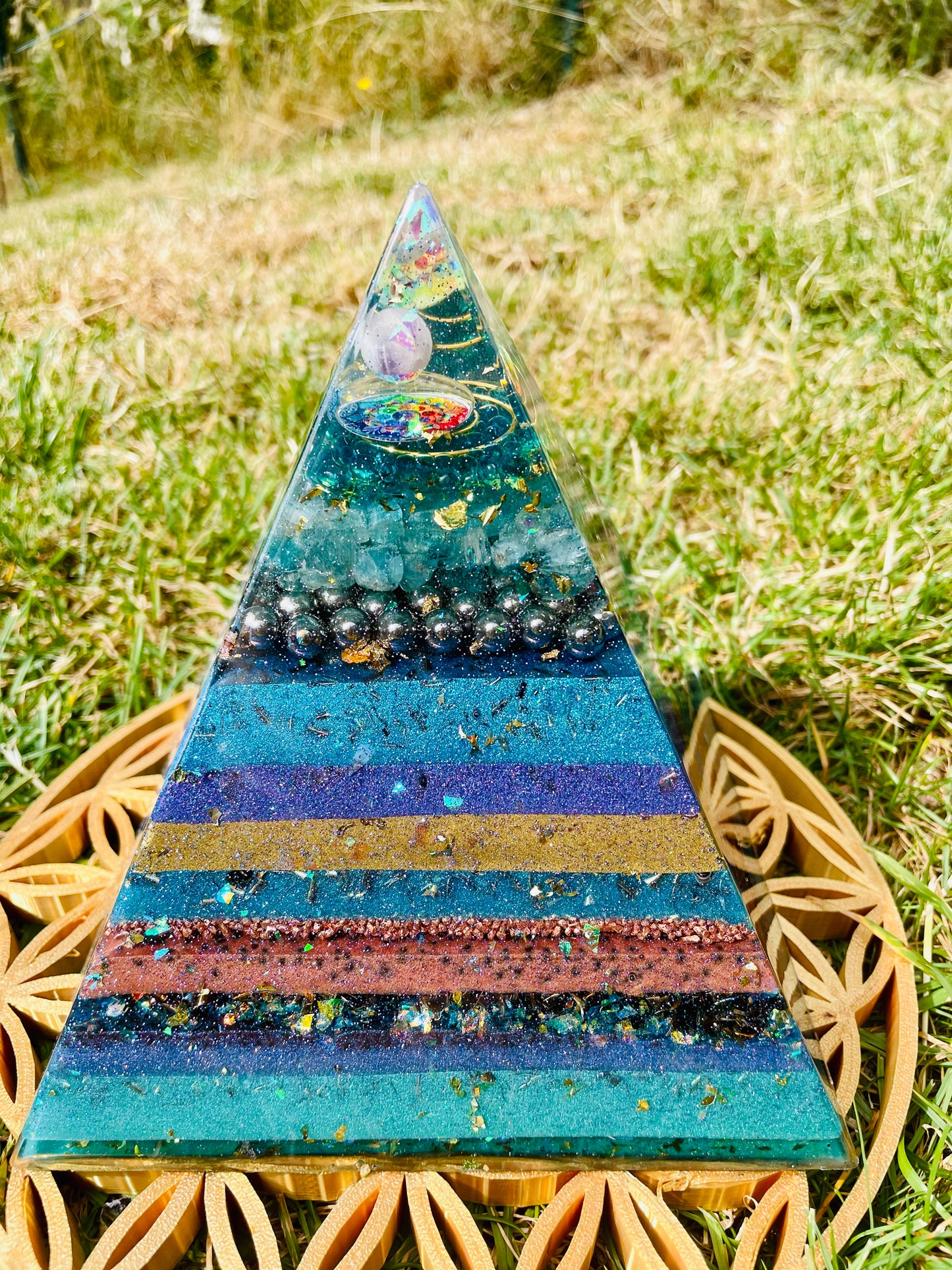 Orgonit Pyramide „Hippie“