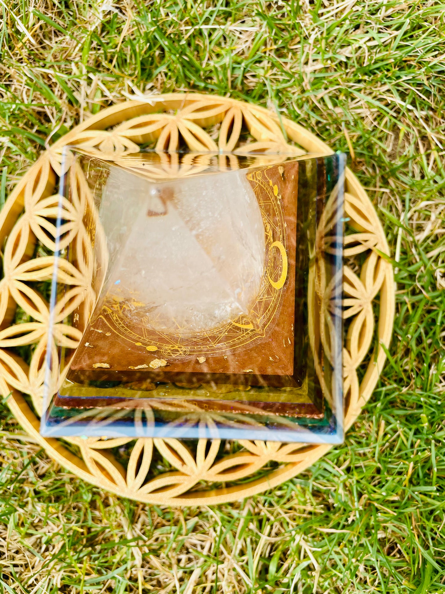 Orgonit Pyramide „Waldbeeren“