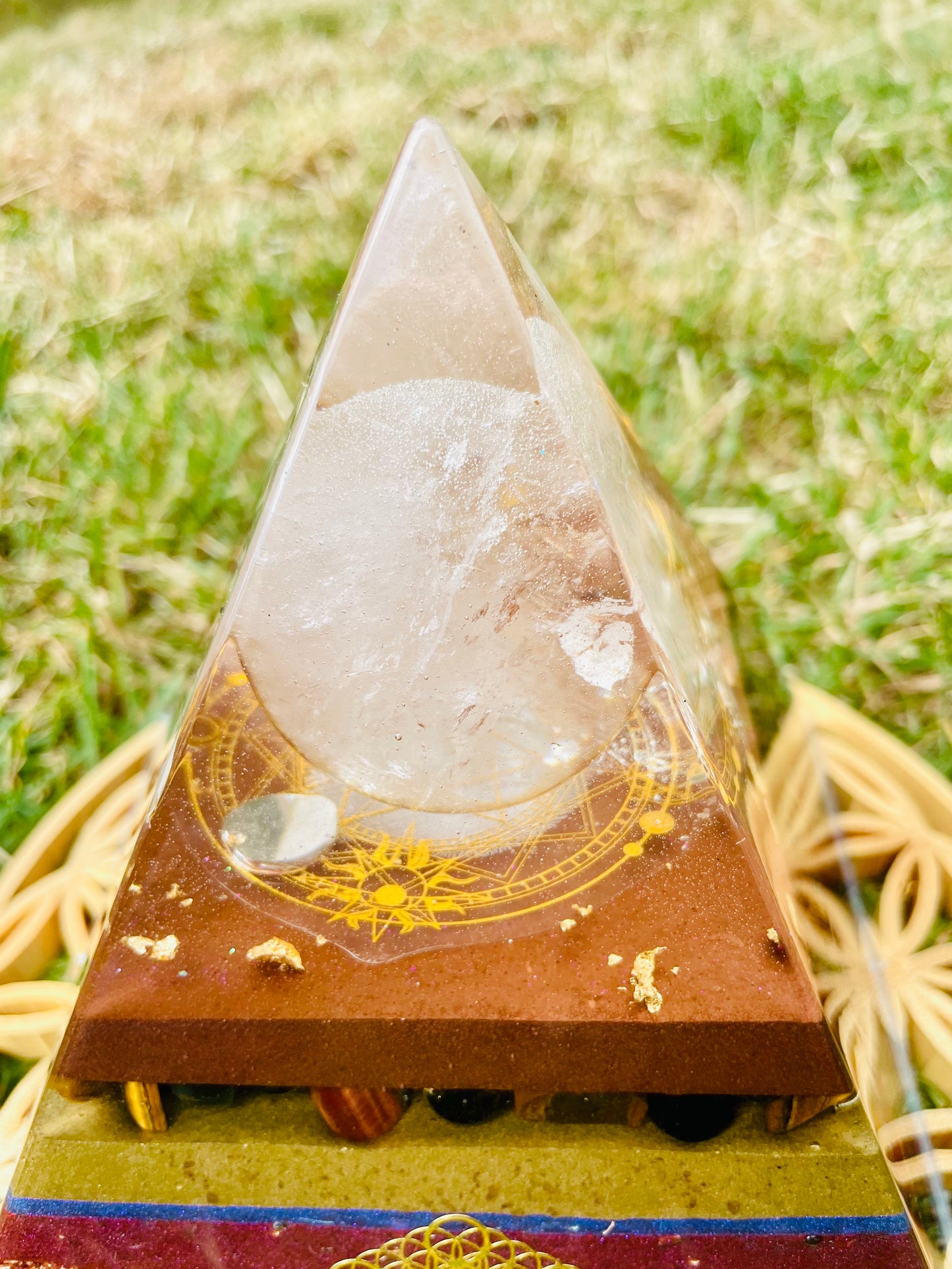 Orgonit Pyramide „Waldbeeren“