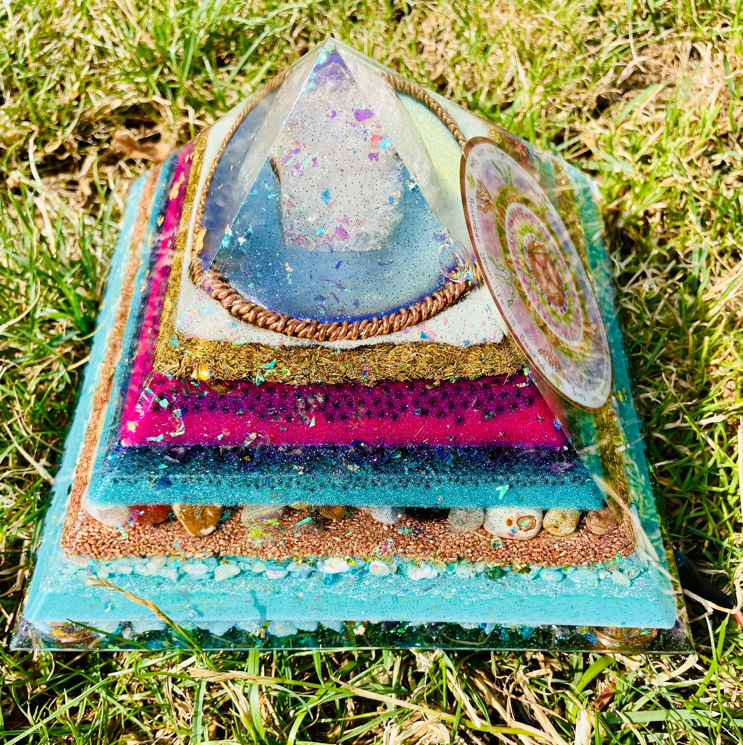 Orgonit Gyza Pyramide „Candy glitter“