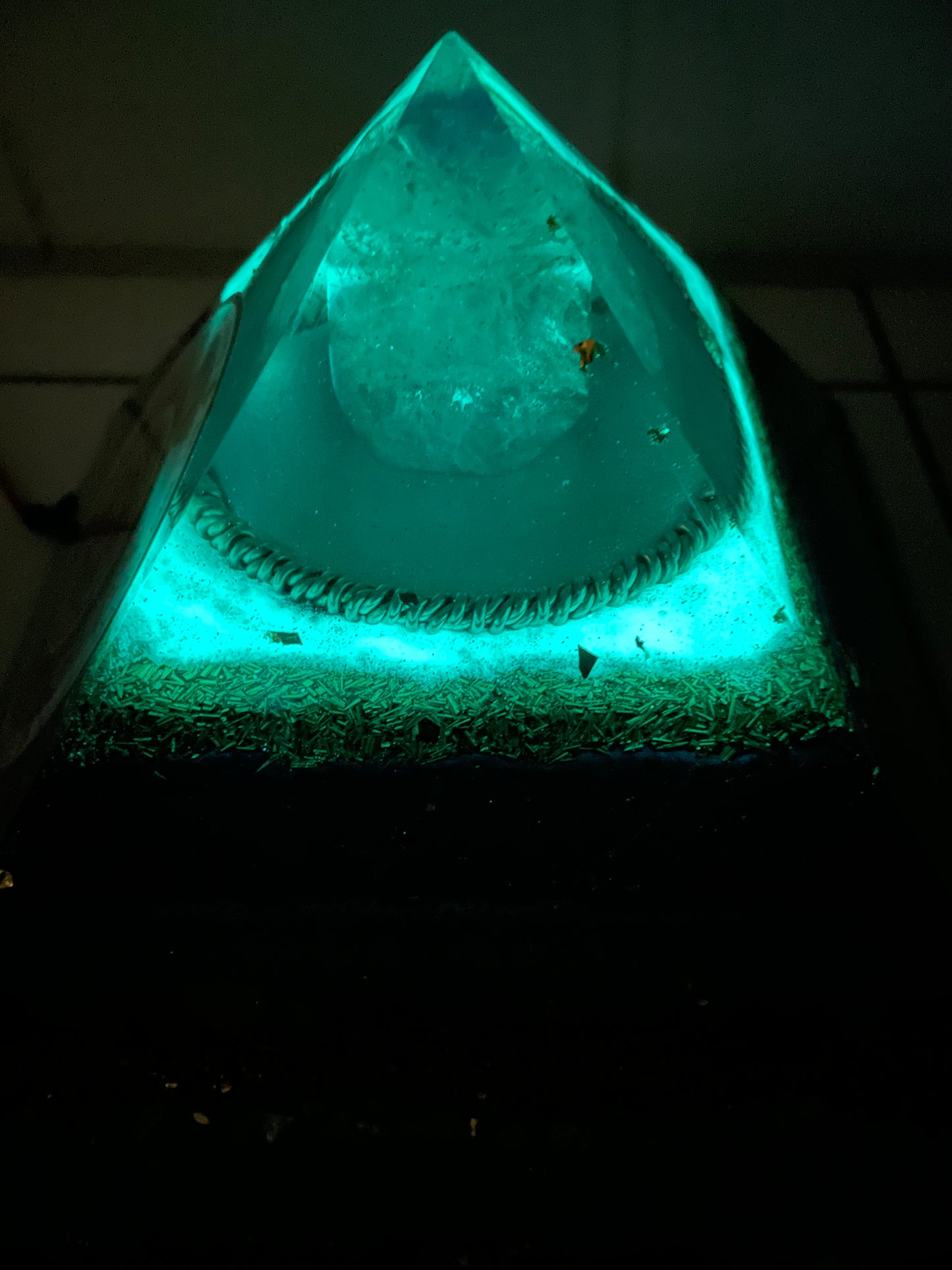 Orgonit Gyza Pyramide „Candy glitter“