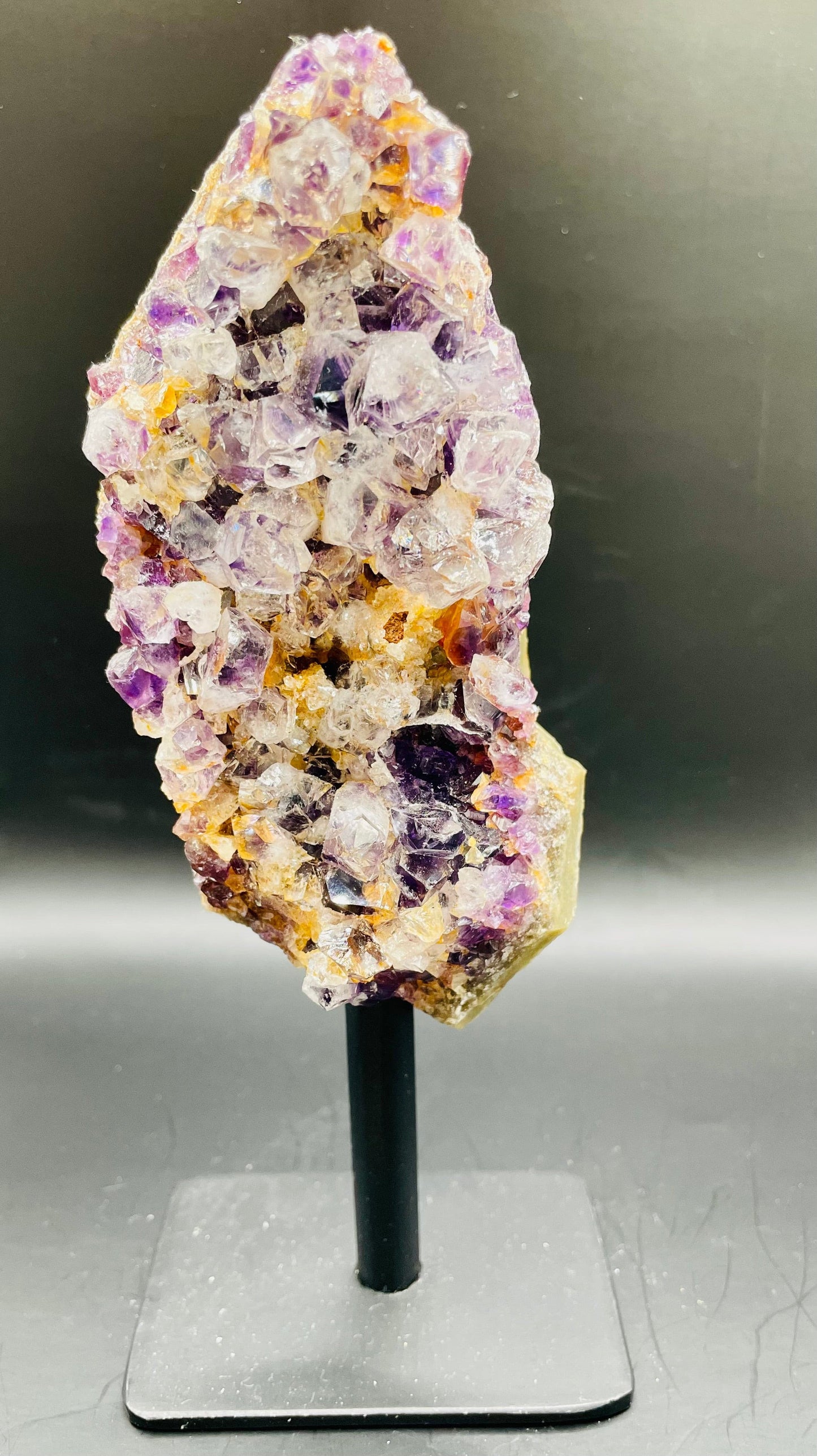 Amethyst Druse auf Ständer - Gaia-healing.de